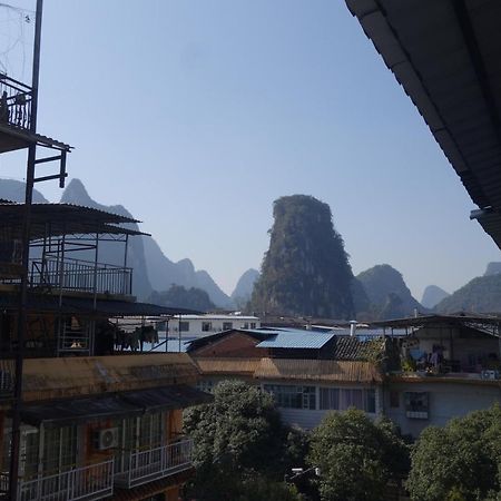 Climbers Inn Яншуо Екстер'єр фото