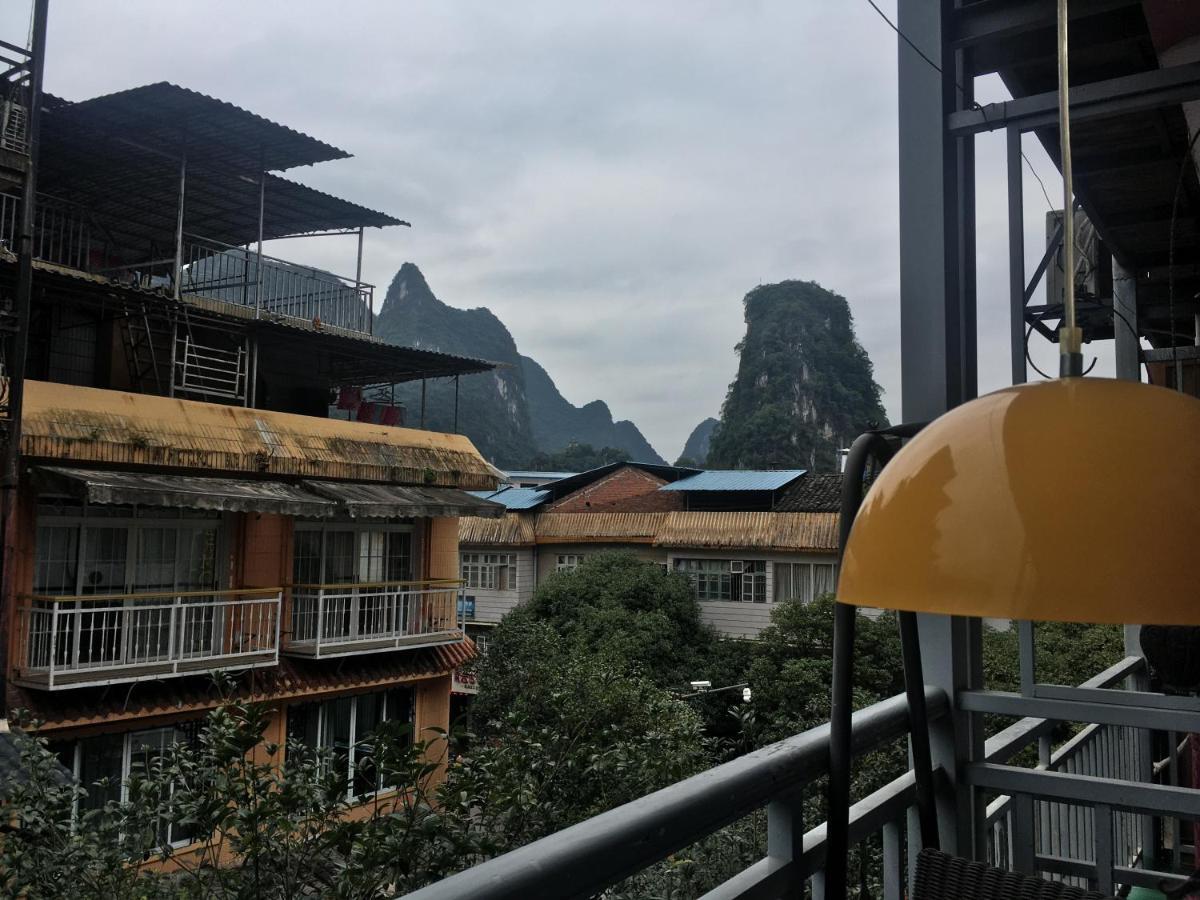 Climbers Inn Яншуо Екстер'єр фото